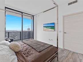 801 S Miami Ave 5209, Miami FL 33130