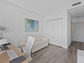 801 S Miami Ave 5209, Miami FL 33130