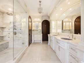 6016 Leonardo St, Coral Gables FL 33146