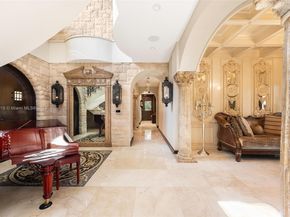 6016 Leonardo St, Coral Gables FL 33146
