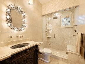 6016 Leonardo St, Coral Gables FL 33146