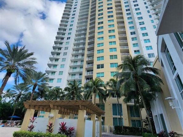 1755 E Hallandale Beach Blvd 305E, Hallandale Beach FL 33009