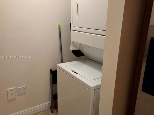 1755 E Hallandale Beach Blvd 305E, Hallandale Beach FL 33009