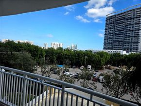 1755 E Hallandale Beach Blvd 305E, Hallandale Beach FL 33009