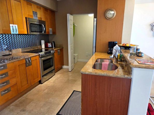 1755 E Hallandale Beach Blvd 305E, Hallandale Beach FL 33009