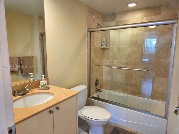 1755 E Hallandale Beach Blvd 305E, Hallandale Beach FL 33009