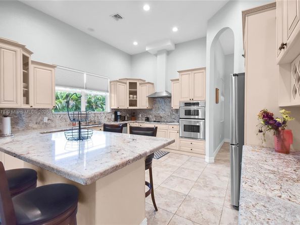 16541 SW 62nd St, Southwest Ranches FL 33331