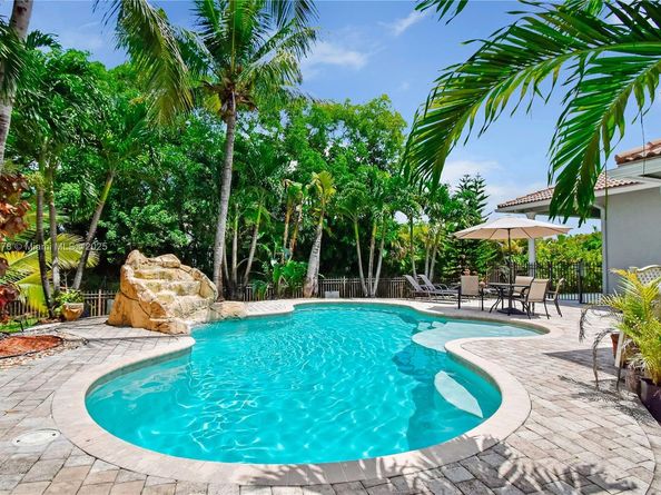 16541 SW 62nd St, Southwest Ranches FL 33331