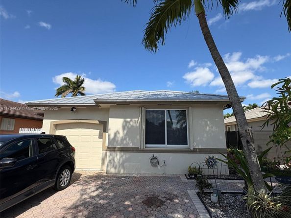 7045 SW 161 Pl, Miami FL 33193