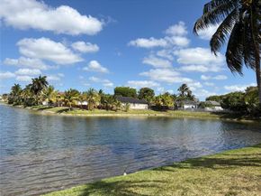7045 SW 161 Pl, Miami FL 33193
