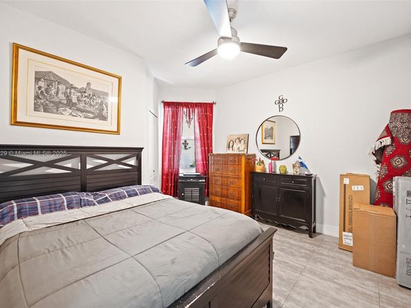 7045 SW 161 Pl, Miami FL 33193