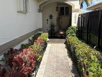 7045 SW 161 Pl