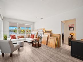 7045 SW 161 Pl, Miami FL 33193