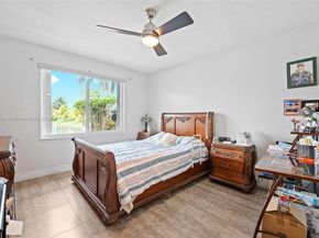 7045 SW 161 Pl, Miami FL 33193
