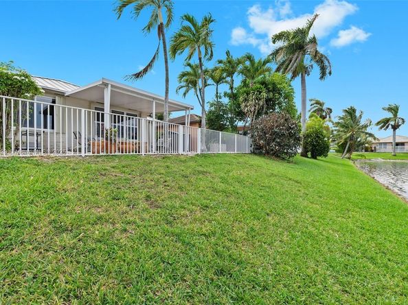 7045 SW 161 Pl, Miami FL 33193