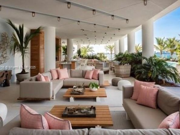 2900 NE 7th Ave 4104, Miami FL 33137