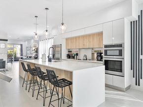 3245 SW 23rd St B, Miami FL 33145
