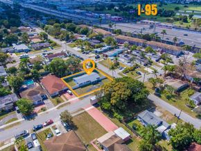 2856 N Funston St, Hollywood FL 33020