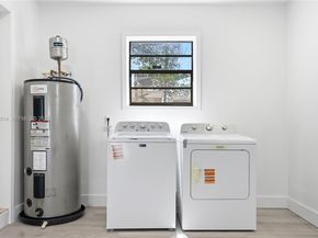 2856 N Funston St, Hollywood FL 33020