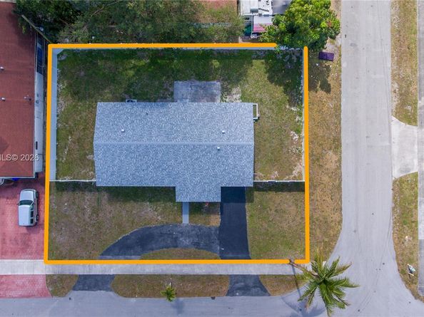 2856 N Funston St, Hollywood FL 33020