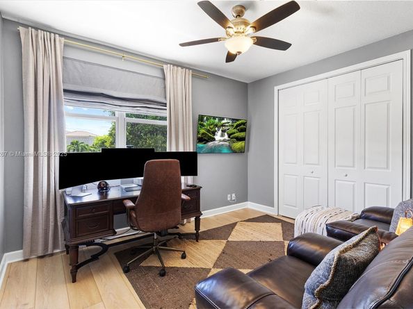 2603 SW 130th Ter, Miramar FL 33027