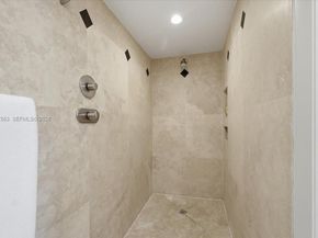 511 Bayshore Dr 504, Fort Lauderdale FL 33304