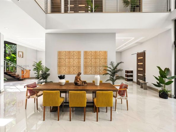 4185 Ventura Ave, Coconut Grove FL 33133