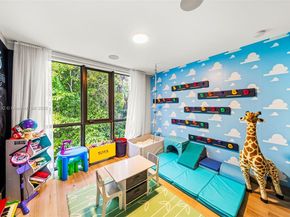 4185 Ventura Ave, Coconut Grove FL 33133