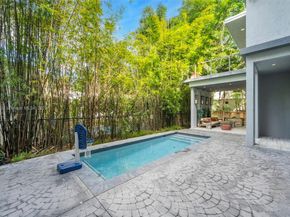 4185 Ventura Ave, Coconut Grove FL 33133