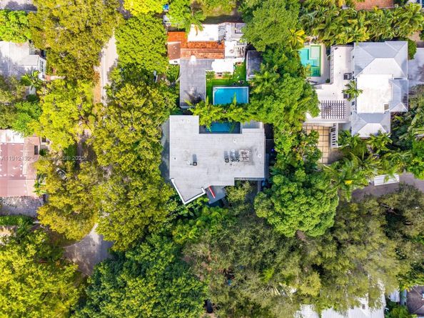 4185 Ventura Ave, Coconut Grove FL 33133