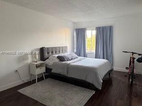 731 N Pine Island Rd 306, Plantation FL 33324