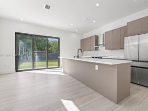 740 NW 24th Ct, Miami FL 33125