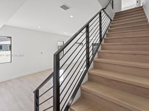 740 NW 24th Ct, Miami FL 33125