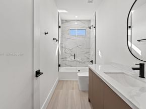 740 NW 24th Ct, Miami FL 33125