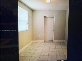 121 NW 188th St, Miami Gardens FL 33169