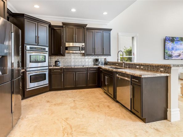 5028 SW 195th Ter, Miramar FL 33029