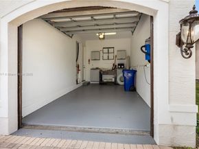 5028 SW 195th Ter, Miramar FL 33029