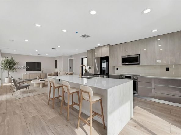 5101 N Miami Ave, Miami FL 33137