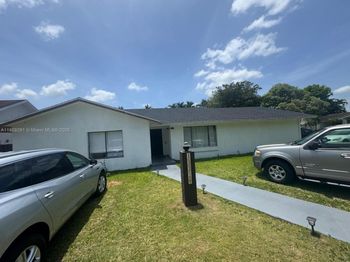 13320 SW 99th St