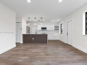 1950 NW 57th St, Miami FL 33142