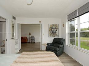 605 Oaks Dr 203, Pompano Beach FL 33069