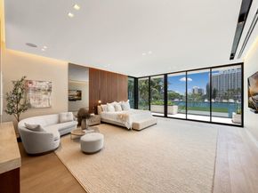 5515 Pine Tree Dr, Miami Beach FL 33140
