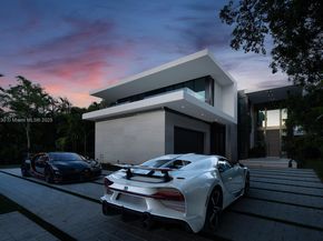 5515 Pine Tree Dr, Miami Beach FL 33140