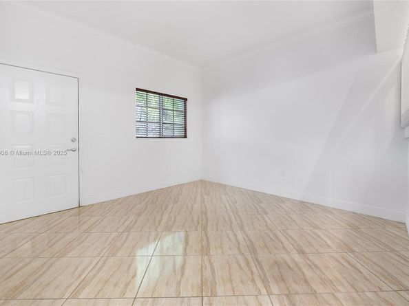 410 NW 20th St 5, Miami FL 33127