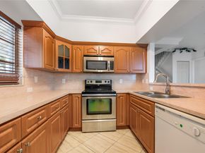 410 NW 20th St 5, Miami FL 33127