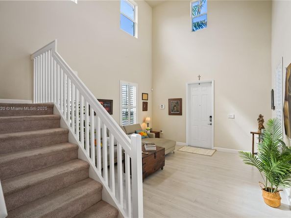 9127 SW 171st Ct, Miami FL 33196