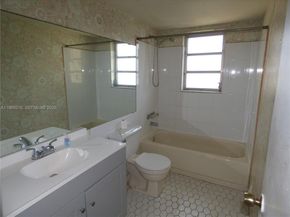 12035 NE 2nd Ave A423, North Miami FL 33161