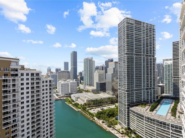 901 Brickell Key Blvd 3301, Miami FL 33131