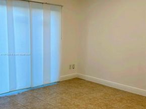 984 W 40th St 2, Hialeah FL 33012