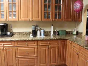 17820 NW 82nd Ave, Hialeah FL 33015